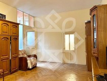 apartament-la-curte-comuna-langa-universitate