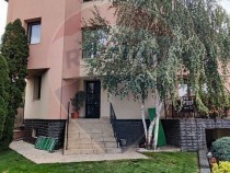 casa-deosebita-cu-5-camere-de-vanzare-in-zona-dealur-big-0