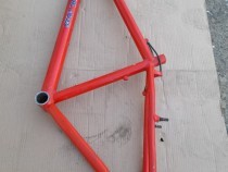 cadru-aluminiu-de-bicicleta-big-0