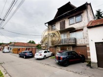 casa-p-2-m-zona-calea-clujului-2-garaje-537i-curte-big-0