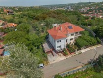 casa-cu-teren-756-mp-dealuri-oradea-panorama-superba-big-0