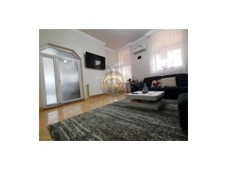 Apartament la curte, zona Calea Clujului, Oradea.