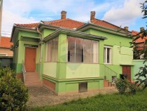 casa-individuala-central-3-camere-oradea-de-vanzare-big-0