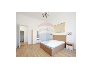 Apartament cu 3 camere de închiriat în zona Ultracentra...