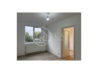 Apartament cu 3 camere de in Velenta Oradea