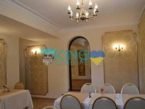 ultracentral-restaurant-utilat-posibilitate-cabinet-med