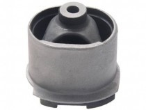 bucsa-brat-toyota-hiace-commuter-iv-2004-2016-trh2-kdh2