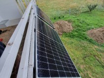 sistem-fotovoltaic-075-kwh-off-grid-230v-pentru-rulotecasa