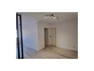 Apartament 2 camere decomandat - zona Astra