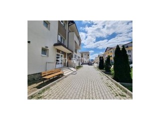 Apartament doua camere mobilat cu parcare Tractorul