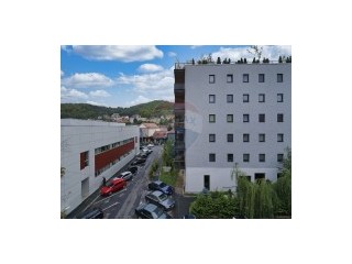 Apartament cu 2 camere de vânzare în zona 15 Noiembrie