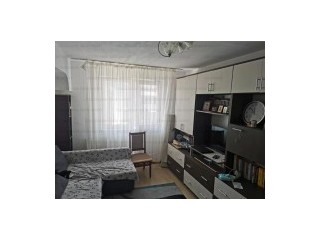 Apartament cu 2 camere, decomandat-Zona Astra