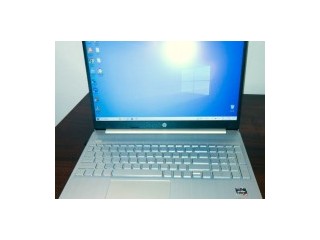 Laptop HP AMD RYZEN 7 5700U