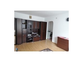 Apartament 2 camere semidecomandat - zona Astra