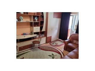 Apartament 3 camere - zona Racadau