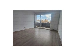 Apartament cu 2 camere, decomandat - Urban Plaza