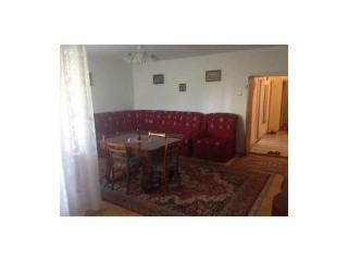 COLOSSEUM: Apartament cu 3 camere, 2 bai - zona Vlahuta