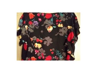 Bluza cu motive florale