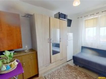 tur-live-in-verdele-cartier-al-florilor-camera-de-camin-mo