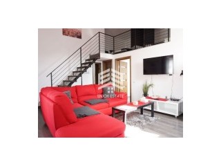 Apartament deosebit, scara interioara si terasa generoasa !