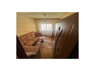 Apartament cu 3 camere - zona Astra/Zorilor