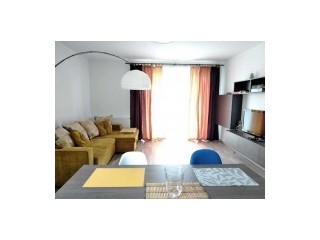 Apartament 3 camere, etaj 4/8 - zona Avantgarden