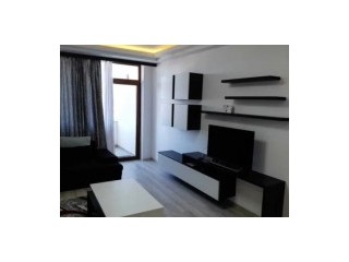 Apartament cu 2 camere, etaj 8/10 -zona Tractorul.