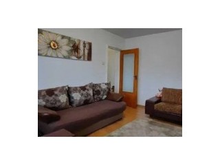 COLOSSEUM: Apartament 3 camere, decomandat - zona C.Civic