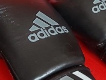 manusi-box-adidas