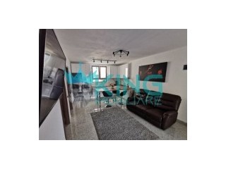 | Vila duplex | 6 camere | Curte comuna |