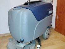 masina-spalat-aspirat-pardoseli-wirbel-rapid-15-hybrid