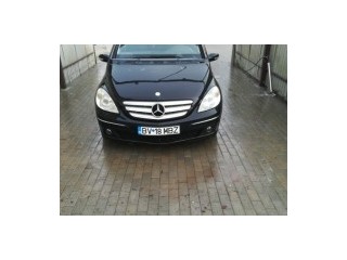 Mercedes Benz B 180 la super preț!