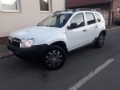 dacia-duster-2011-small-0