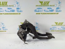 suport-pedale-pod-pedalier-423224-03-42322403-bmw-seria-3-e9-big-0