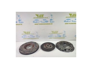 Kit ambreiaj volanta 1.0 tce benzina 301015945r Dacia Logan